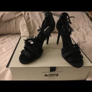 Sexy Leon max shoes; beaded